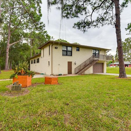 Sleek Largo Studio With Pond Less Than 7 Mi To Beach! Екстериор снимка